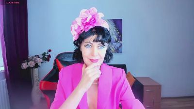Silvia_Wallec live cam on Cam4