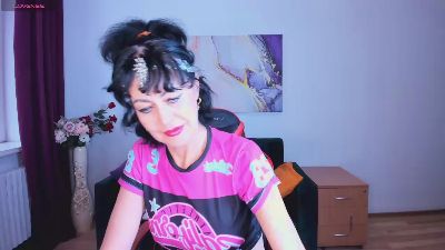 Silvia_Wallec live cam on Cam4