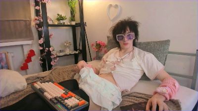 Sinful_Petal live cam on Cam4