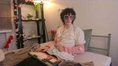 Sinful_Petal live cam on Cam4