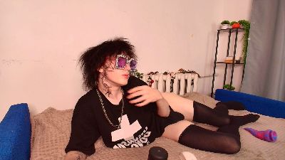 Sinful_Petal live cam on Cam4