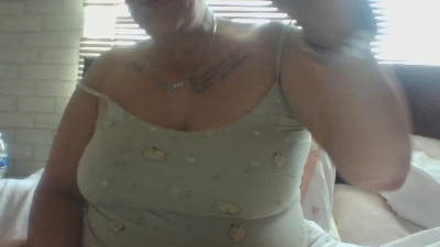Sinful_Raven live cam on Cam4