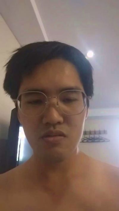 Singingbull live cam on Cam4