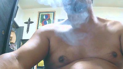 SingleAndMature live cam on Cam4