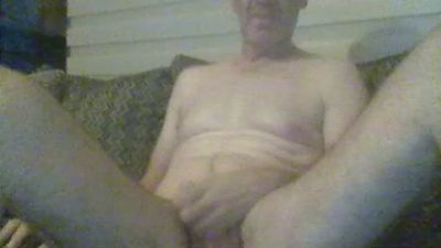 Singleboy48 live cam on Cam4