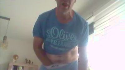 Singleboy48 live cam on Cam4