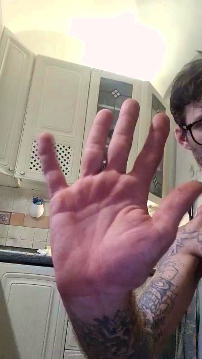 SipenAt live cam on Cam4