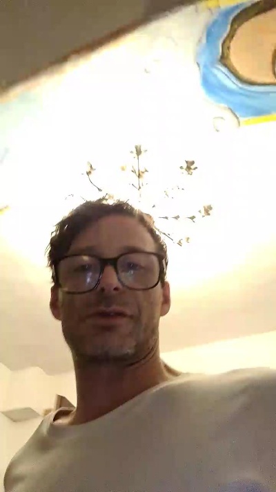 SipenAt live cam on Cam4
