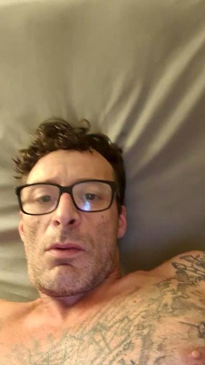SipenAt live cam on Cam4