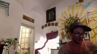 SipenAt live cam on Cam4
