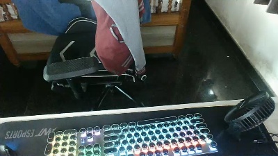 SirKingDong live cam on Cam4