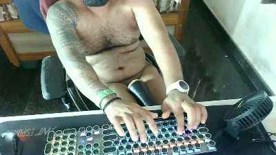 SirKingDong live cam on Cam4