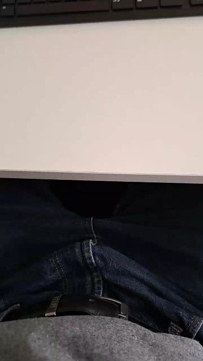 Sir_Davide live cam on Cam4