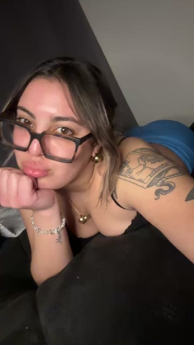 Sirena65 live cam on Cam4