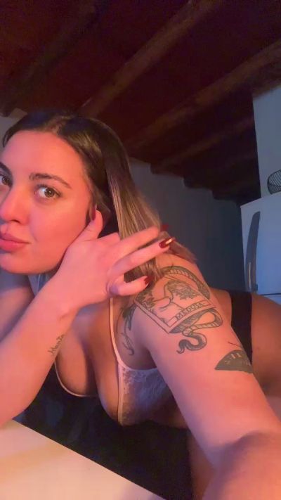 Sirena65 live cam on Cam4