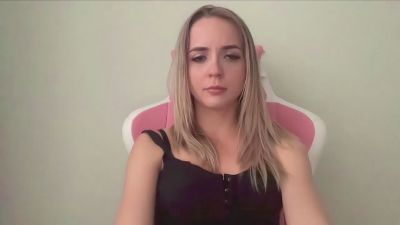 Sisi_Bunny live cam on Cam4