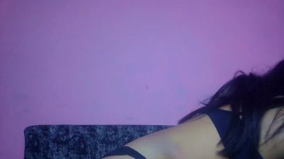 Sisie_Sexyy live cam on Cam4
