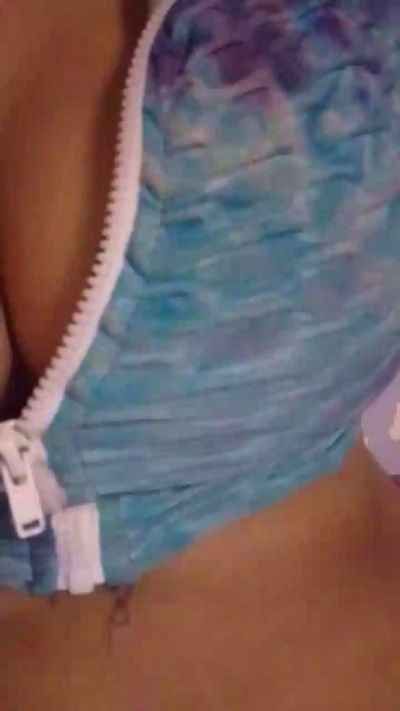 Sissou_hot live cam on Cam4
