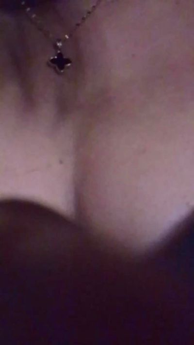 Sissou_hot live cam on Cam4