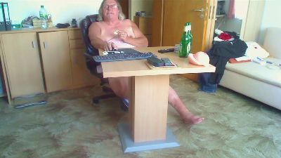 SissyGera live cam on Cam4