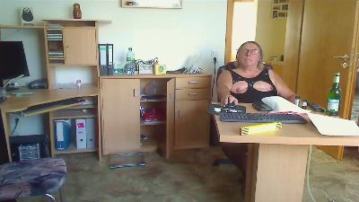 SissyGera live cam on Cam4