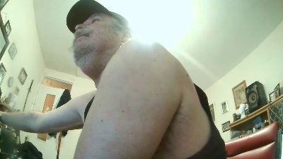 SizeMick_u235 live cam on Cam4