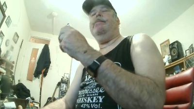 SizeMick_u235 live cam on Cam4