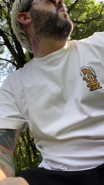 Skamander live cam on Cam4