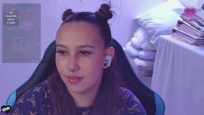Skarlet_Adams live cam on Cam4