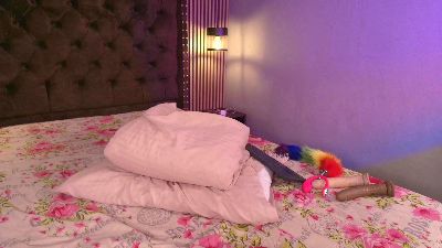 Skarleth_queen1 live cam on Cam4