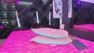 Skarleth_queen live cam on Cam4
