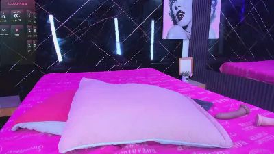 Skarleth_queen live cam on Cam4
