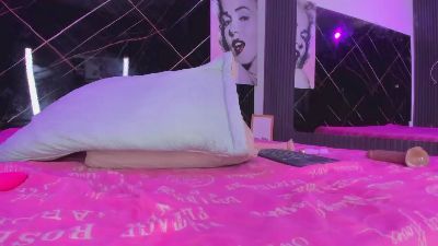 Skarleth_queen live cam on Cam4