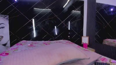 Skarleth_queen live cam on Cam4