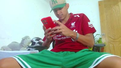 Skinny23cm live cam on Cam4