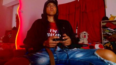 Skinny23cm live cam on Cam4