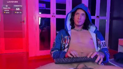 Skinny_Mac live cam on Cam4