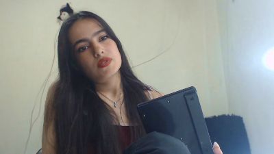Skinny_sweet24 live cam on Cam4
