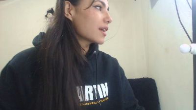 Skinny_sweet24 live cam on Cam4