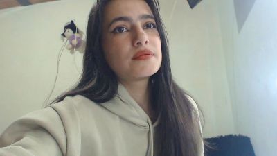Skinny_sweet24 live cam on Cam4