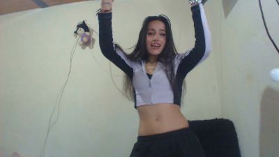 Skinny_sweet24 live cam on Cam4
