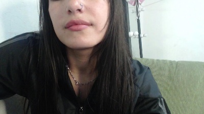 Skinny_sweet24 live cam on Cam4