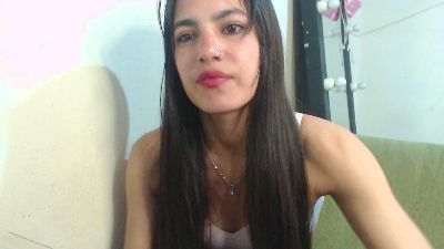 Skinny_sweet24 live cam on Cam4
