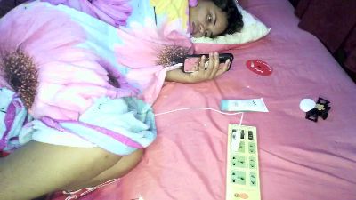 Skinny_sweet live cam on Cam4
