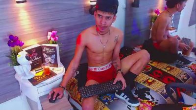 Skinnycutte live cam on Cam4