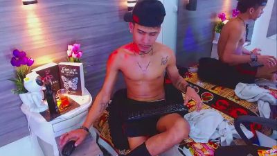 Skinnycutte live cam on Cam4