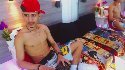Skinnycutte live cam on Cam4