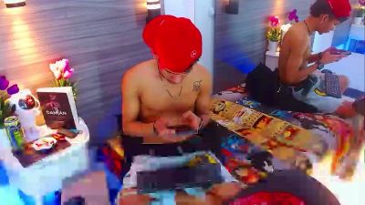 Skinnycutte live cam on Cam4