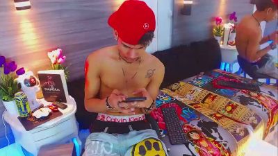 Skinnycutte live cam on Cam4