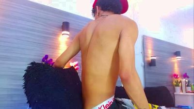 Skinnycutte live cam on Cam4